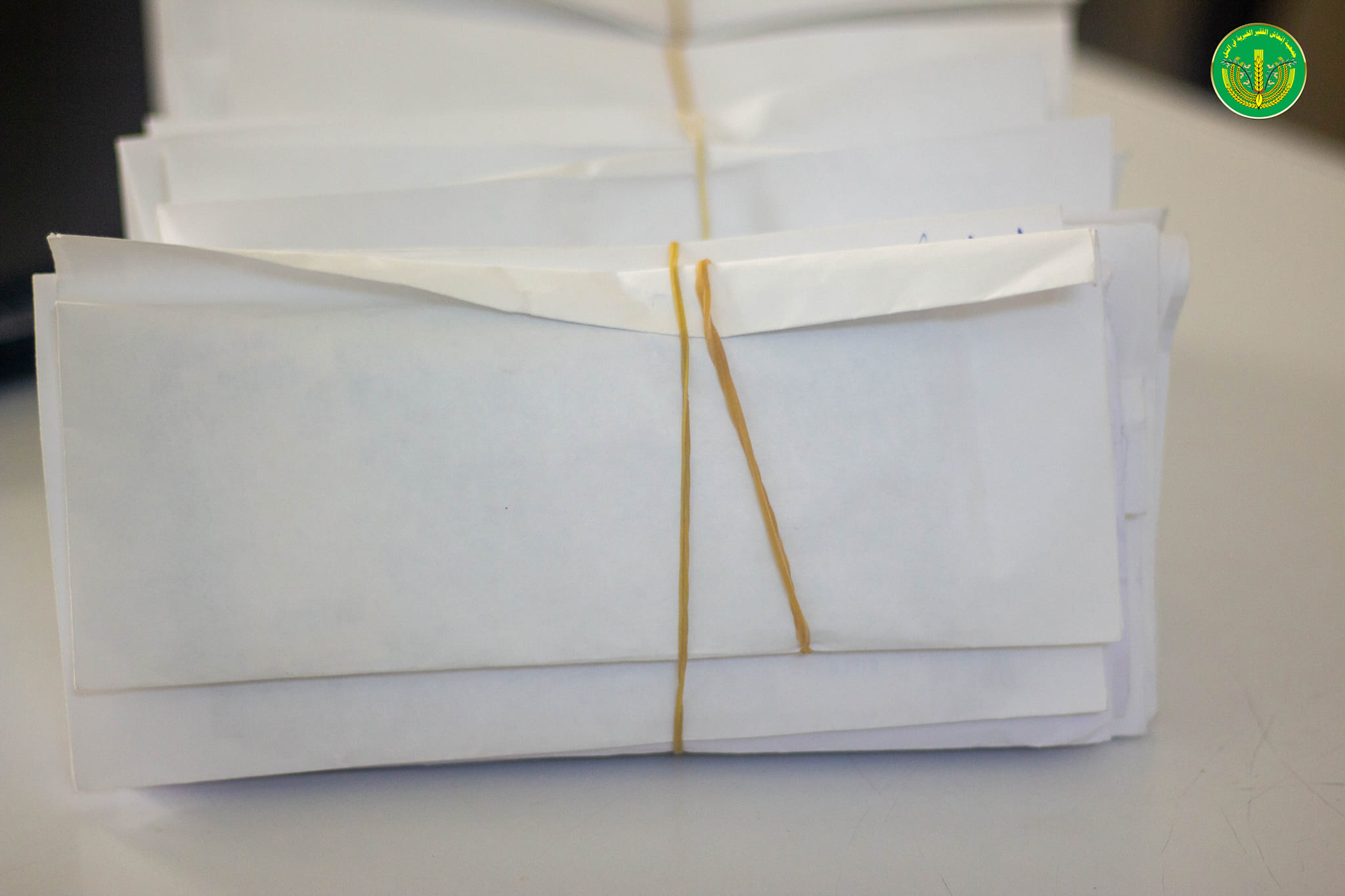 الانتهاء من توزيع المساعدات المالية والعينية لشهر 4 للمدرجين والأيتام في الجمعية